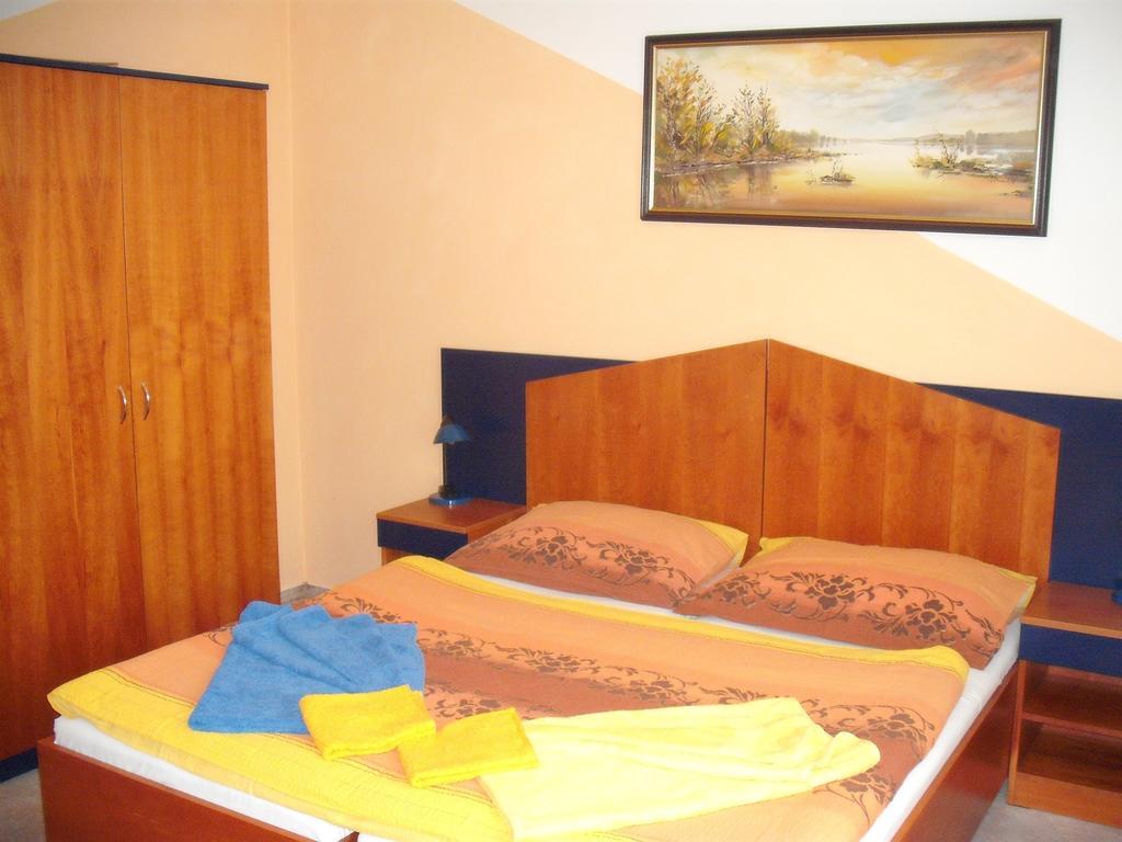 Hotel Forman Mladá Boleslav Habitación foto